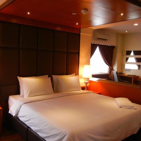 C'Haya Hotel Кота Кинабалу Екстериор снимка