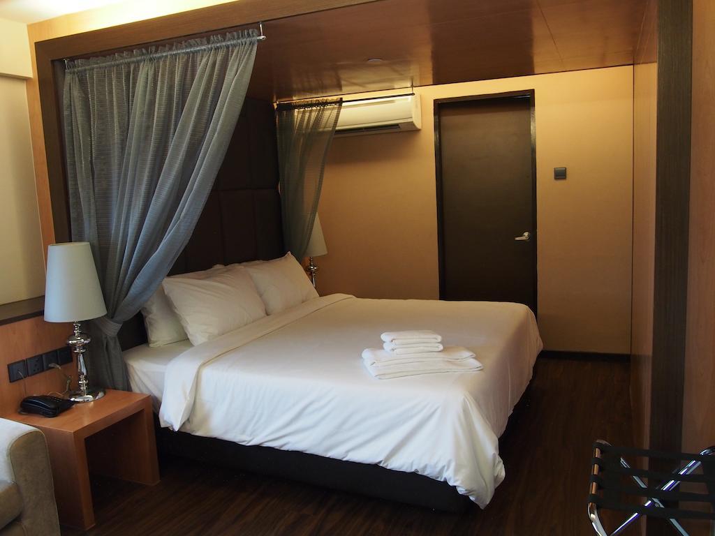 C'Haya Hotel Кота Кинабалу Екстериор снимка