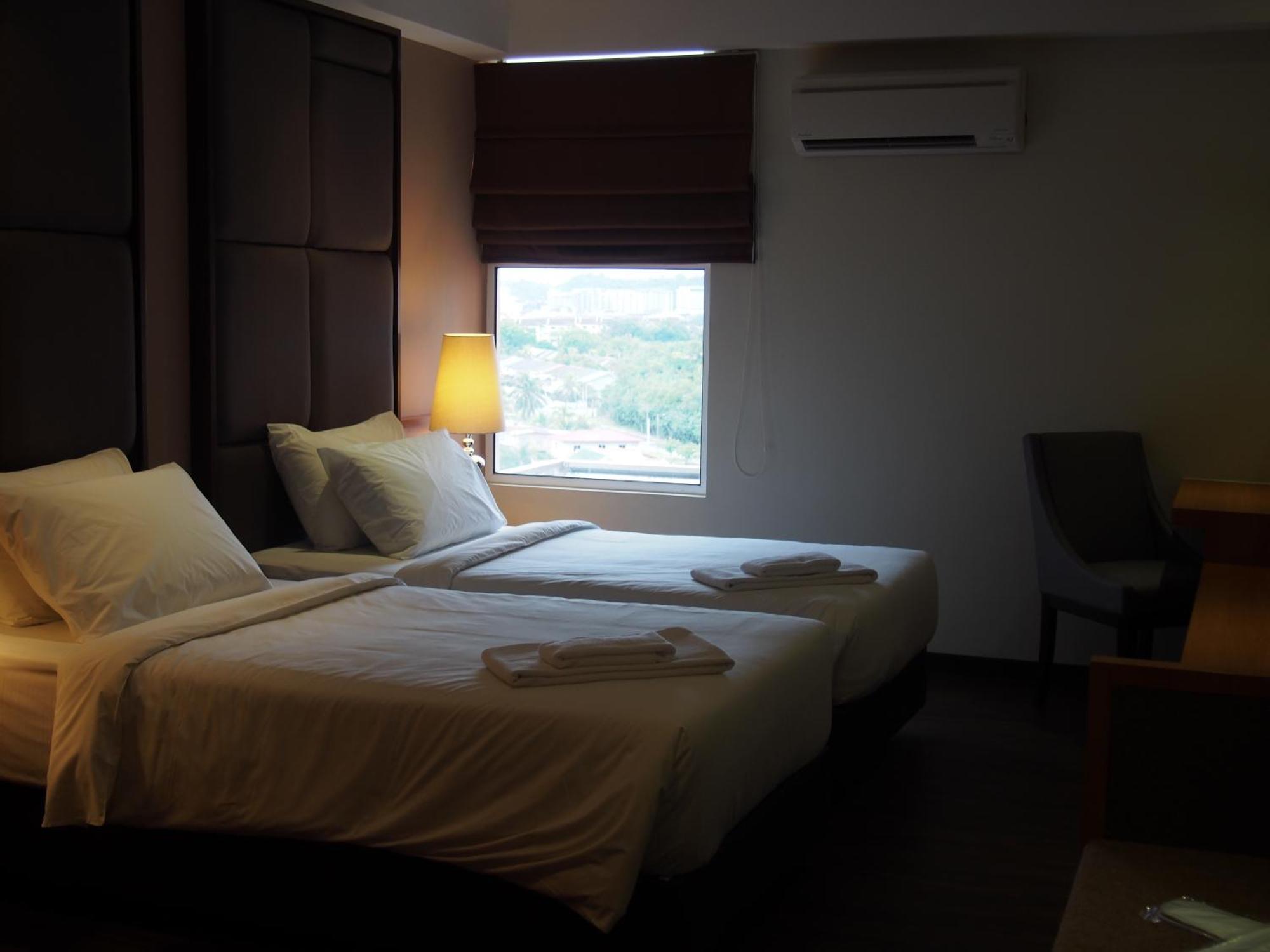 C'Haya Hotel Кота Кинабалу Стая снимка