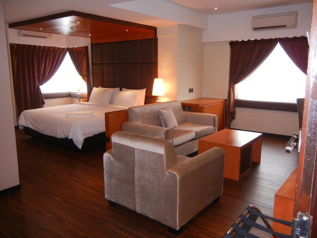 C'Haya Hotel Кота Кинабалу Стая снимка