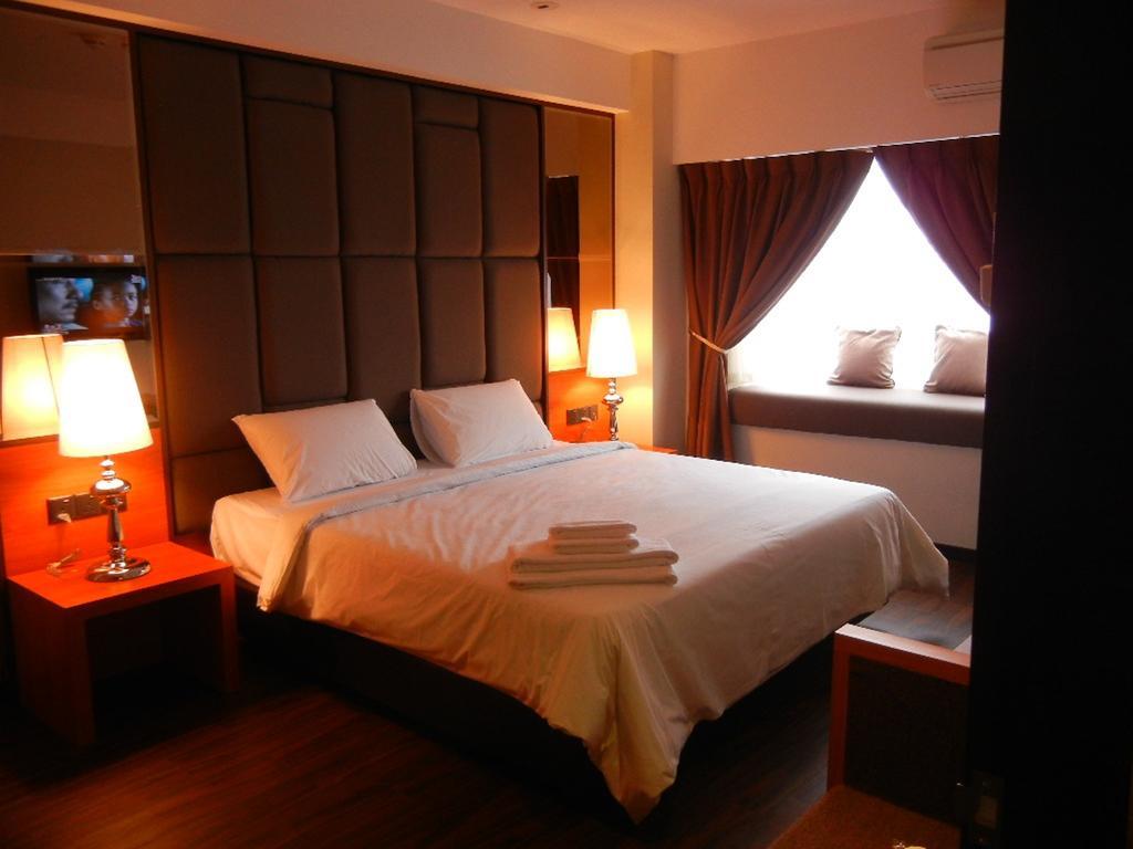 C'Haya Hotel Кота Кинабалу Екстериор снимка